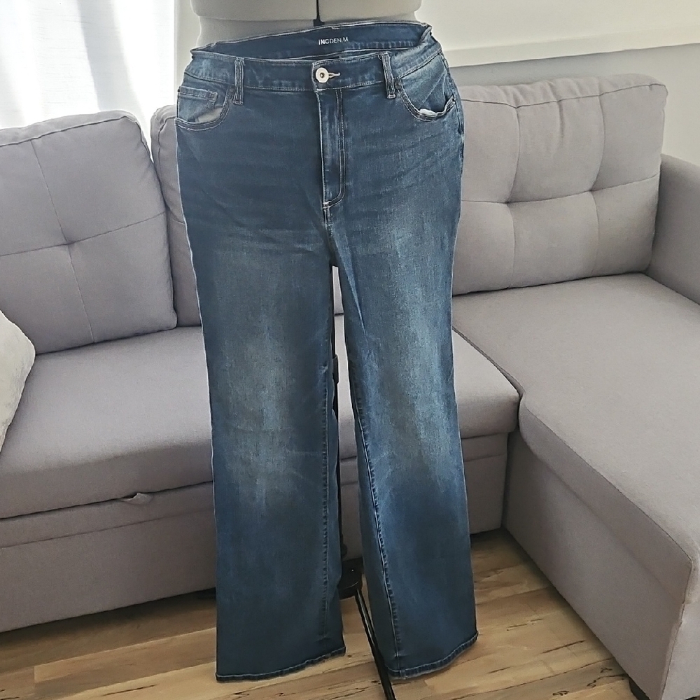 Women's Blue Jeans
